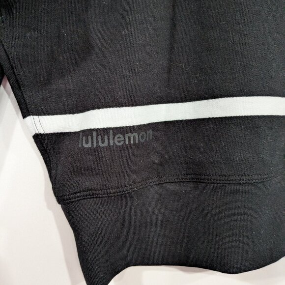 lululemon athletica Striped Perfectly Oversize Sweatshirt Black White Size 4 - Picture 3 of 3